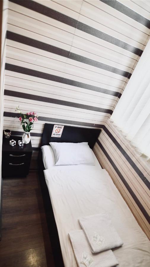 Uno Apart Hotel Kijów Zewnętrze zdjęcie
